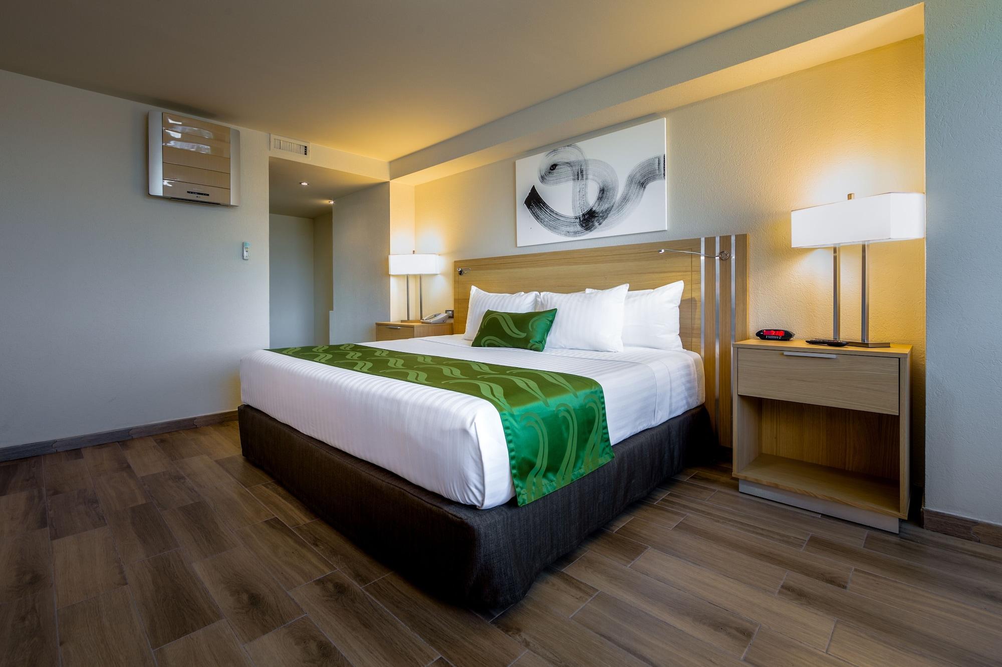 퀄리티 인 파추카 호텔 Pachuca 외부 사진 A room at the hotel