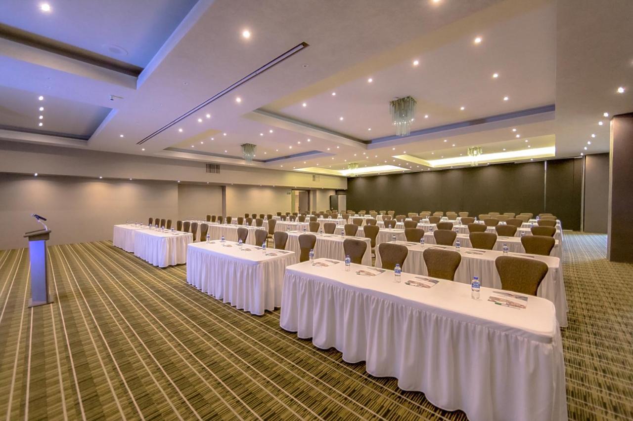 퀄리티 인 파추카 호텔 Pachuca 외부 사진 Meeting room