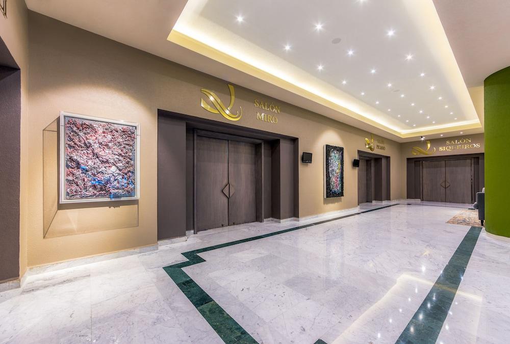 퀄리티 인 파추카 호텔 Pachuca 외부 사진 The lobby of the hotel