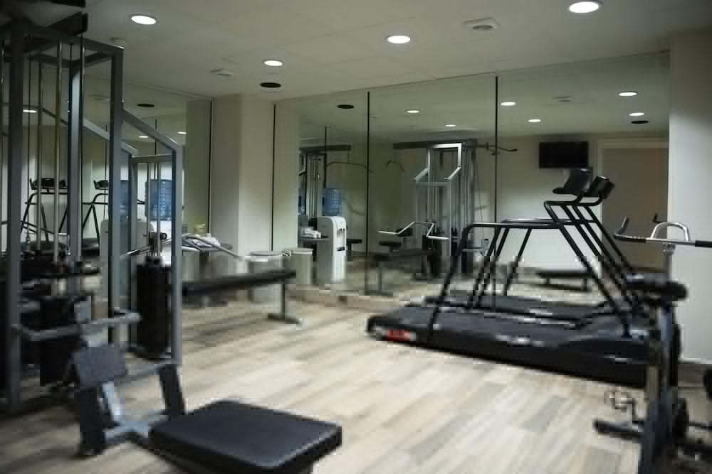 퀄리티 인 파추카 호텔 Pachuca 외부 사진 A gym in a hotel