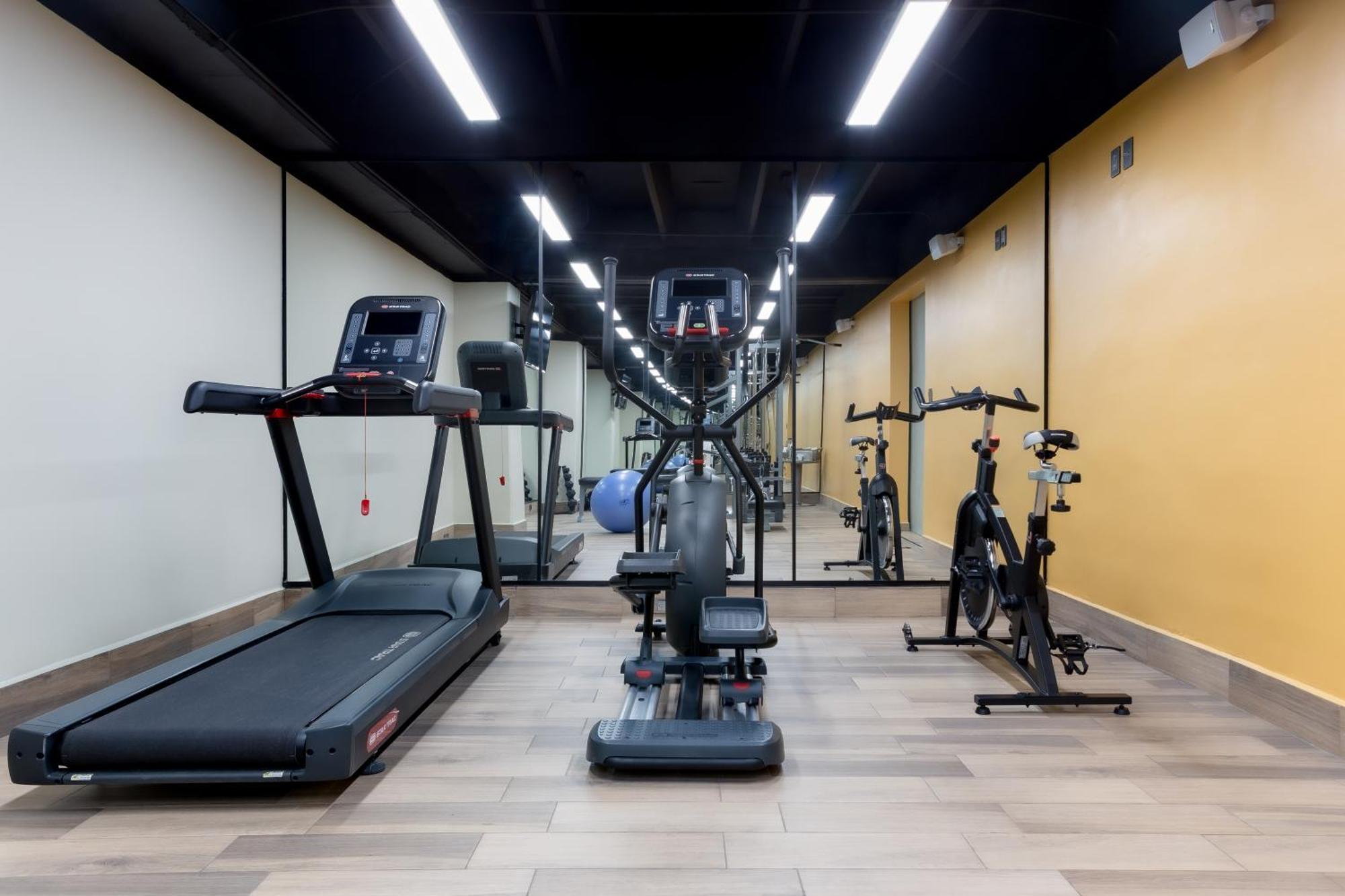 퀄리티 인 파추카 호텔 Pachuca 외부 사진 The gym at the hotel